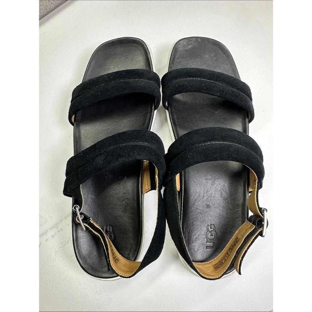 UGG pre welcome